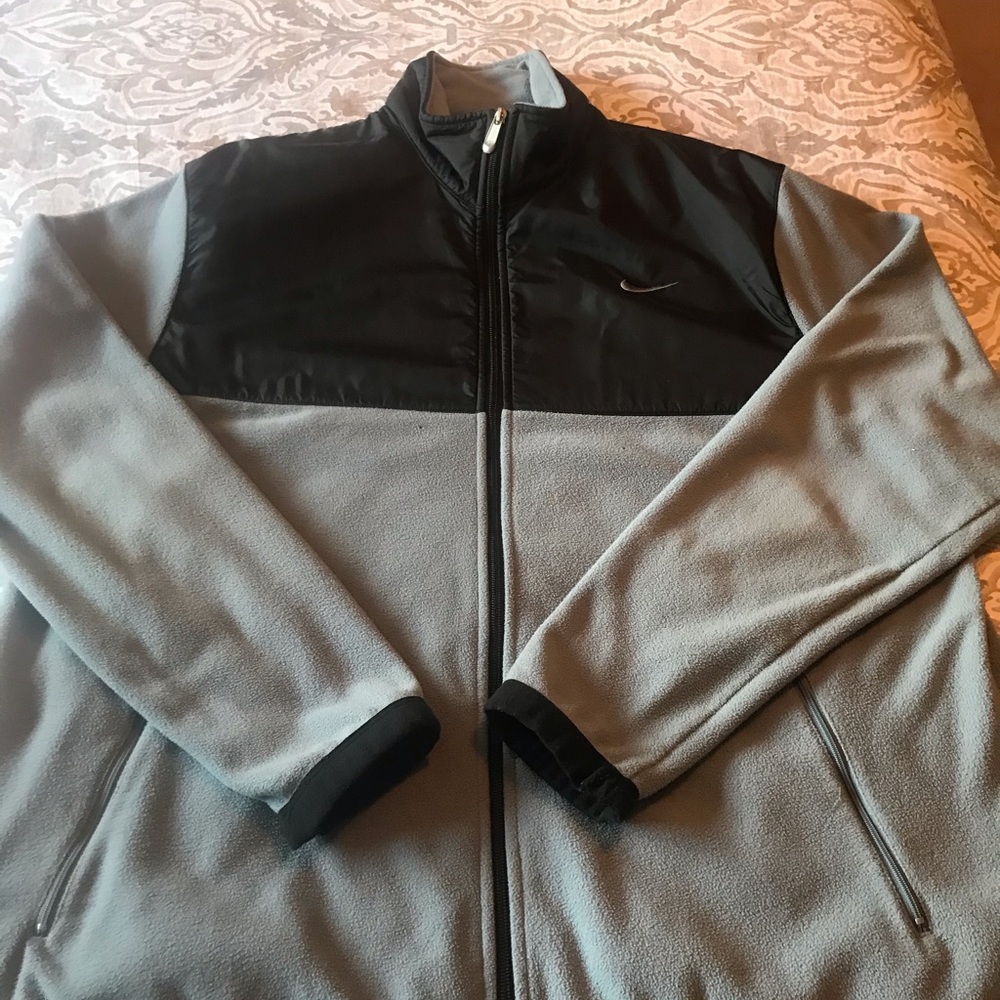 Men’s Nike fleece jacket